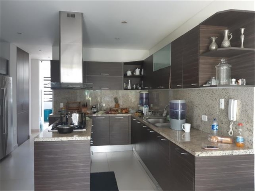 Casa en venta en Altos De Suba, Bogotá · foto 8 de 24
