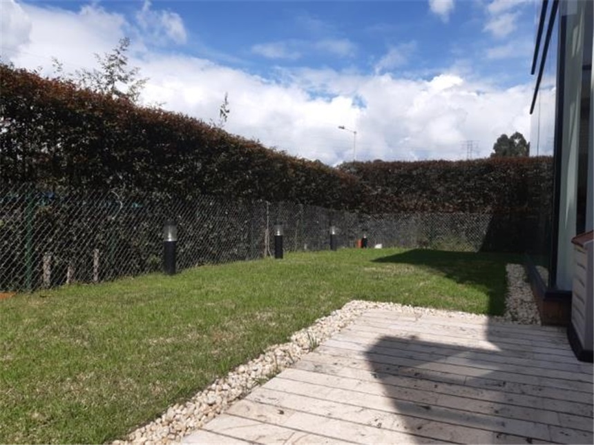 Casa en venta en Altos De Suba, Bogotá · foto 10 de 24