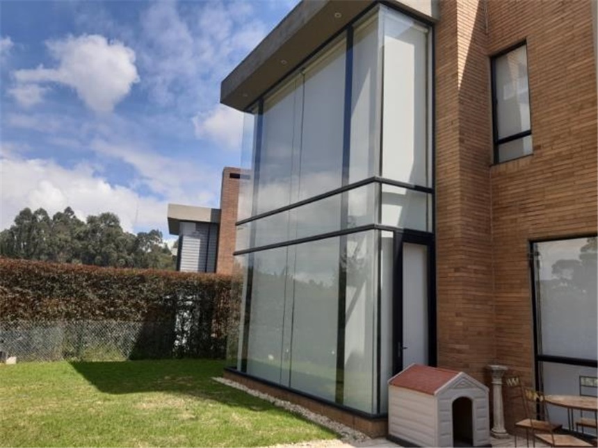 Casa en venta en Altos De Suba, Bogotá · foto 11 de 24