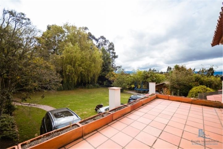 Casa de 5 alcobas en venta en Siberia, Cota, 224 m² · foto 2 de 24
