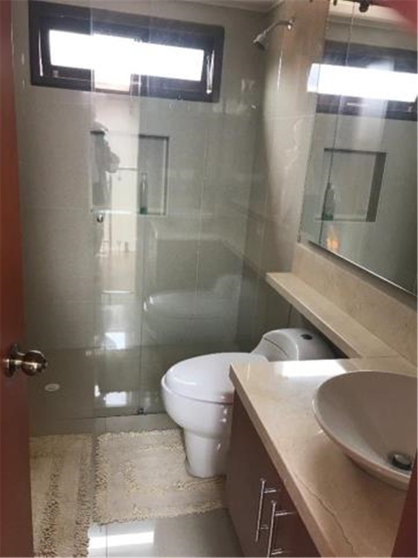 Casa en venta en San Jose De Bavaria, Bogotá · foto 24 de 24