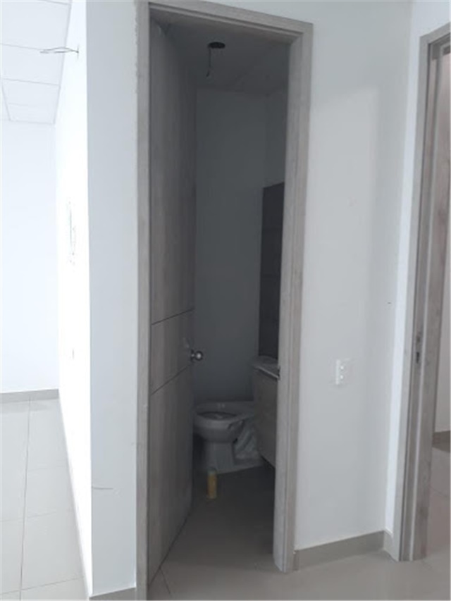 Oficina en arriendo en Manga, Cartagena, 50 m² · foto 4 de 7