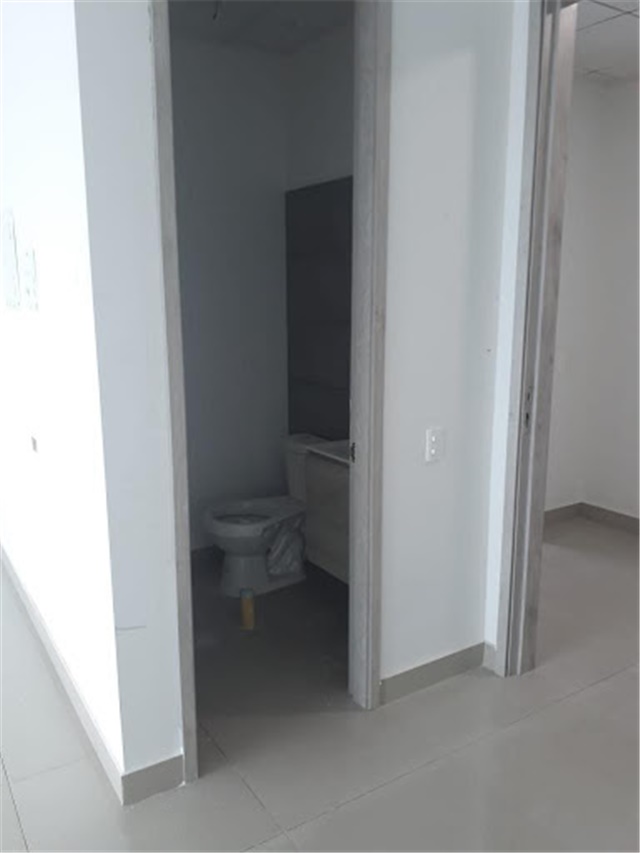 Oficina en arriendo en Manga, Cartagena, 50 m² · foto 5 de 7