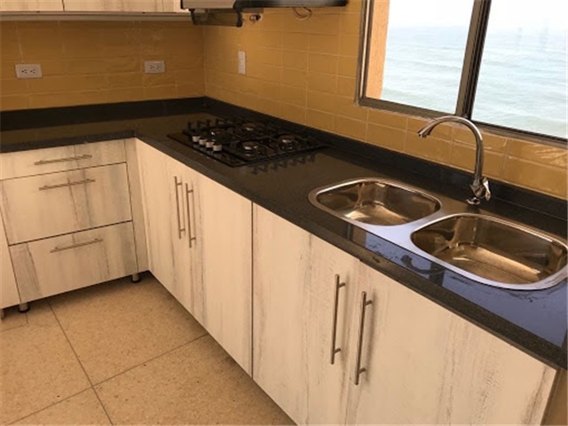 Apartamento de 4 alcobas en venta en El Laguito, Cartagena, 131 m² · foto 6 de 16