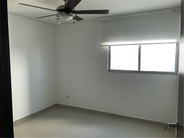 Apartamento de 3 alcobas en venta en Manga, Cartagena, 125 m² · foto 2 de 10