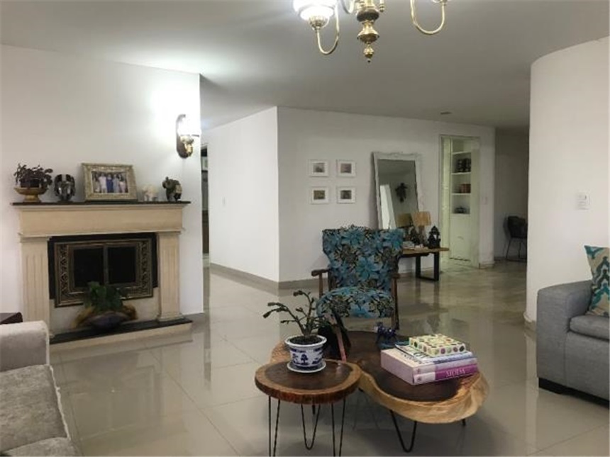 Apartamento en venta en Santa Barbara, Bogotá · foto 7 de 22
