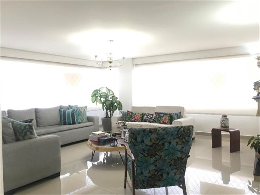 Apartamento en venta en Santa Barbara, Bogotá · foto 3 de 22