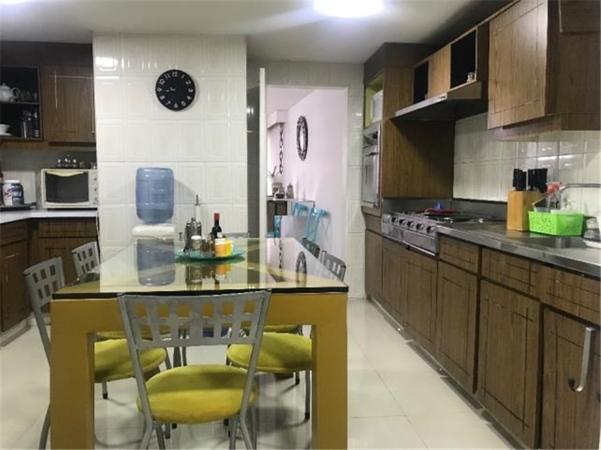 Apartamento en venta en Santa Barbara, Bogotá · foto 11 de 22