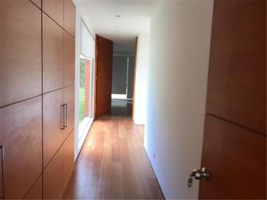 Casa de 4 alcobas en venta en Lagos De Torca, Bogotá, 330 m² · foto 16 de 24