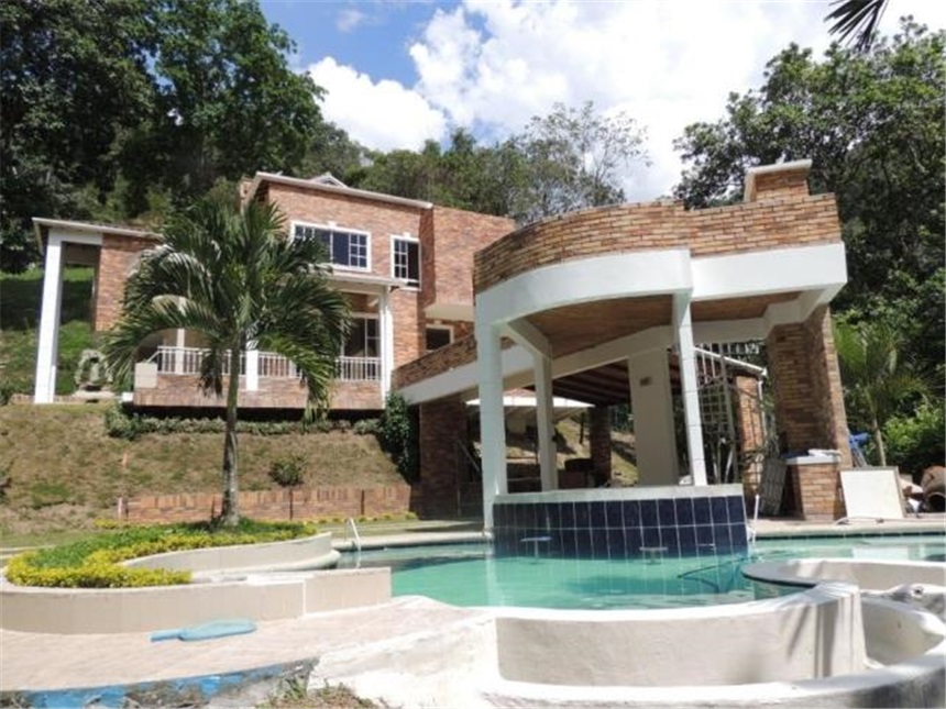 Casa de 3 alcobas en venta en Cañaveral, Floridablanca, 1000 m² · foto 20 de 24
