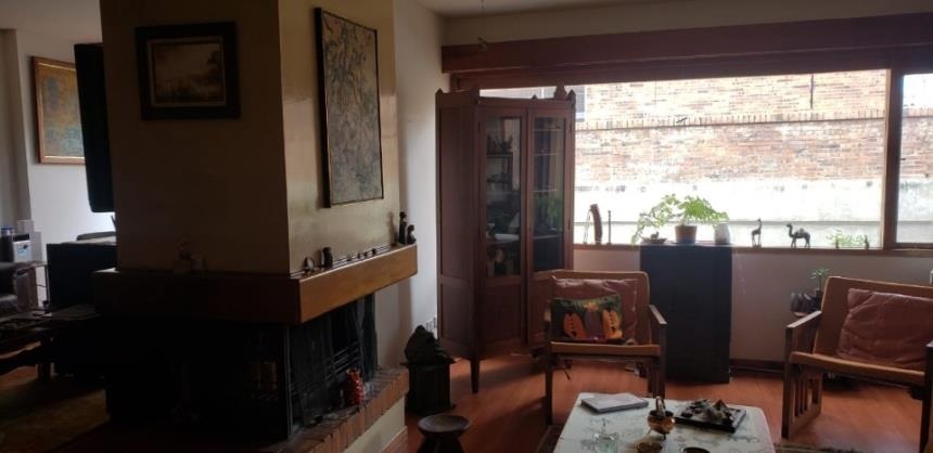 Apartamento de 4 alcobas en venta en Chicó Navarra, Bogotá, 250 m² · foto 2 de 24