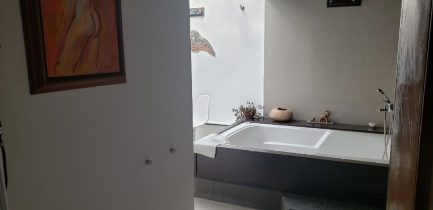Apartamento de 4 alcobas en venta en Chicó Navarra, Bogotá, 250 m² · foto 7 de 24