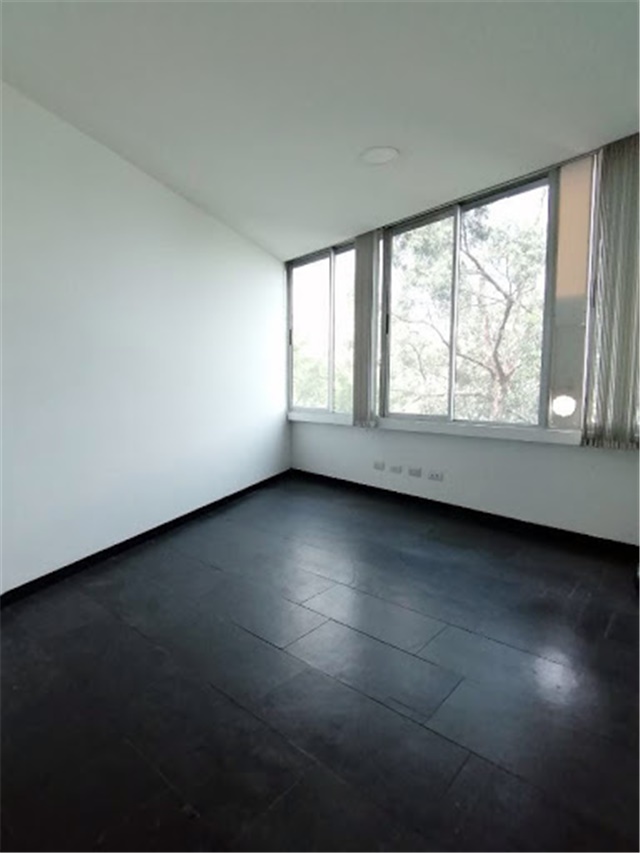 Oficina en arriendo en Manila, Medellín, 50 m² · foto 7 de 11