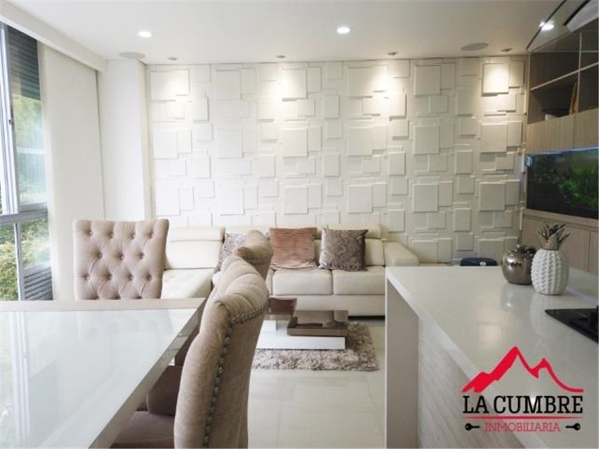 Casa de 3 alcobas en venta en Loma El Atravesado, Envigado, 224 m² · foto 6 de 15