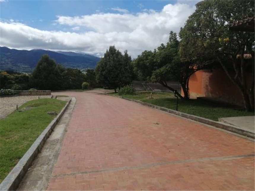Lote en venta en San Cayetano, La Calera, 3850 m² · foto 3 de 24