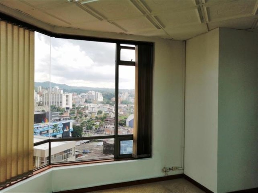 Oficina en Arriendo - Más