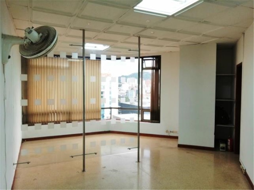 Oficina en Arriendo - Vista 2