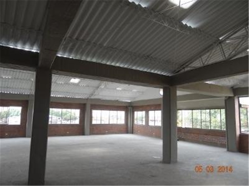 Bodega en venta en Troncal, Cali, 2400 m² · foto 16 de 24