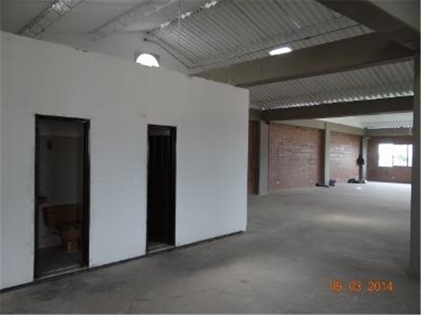Bodega en venta en Troncal, Cali, 2400 m² · foto 18 de 24