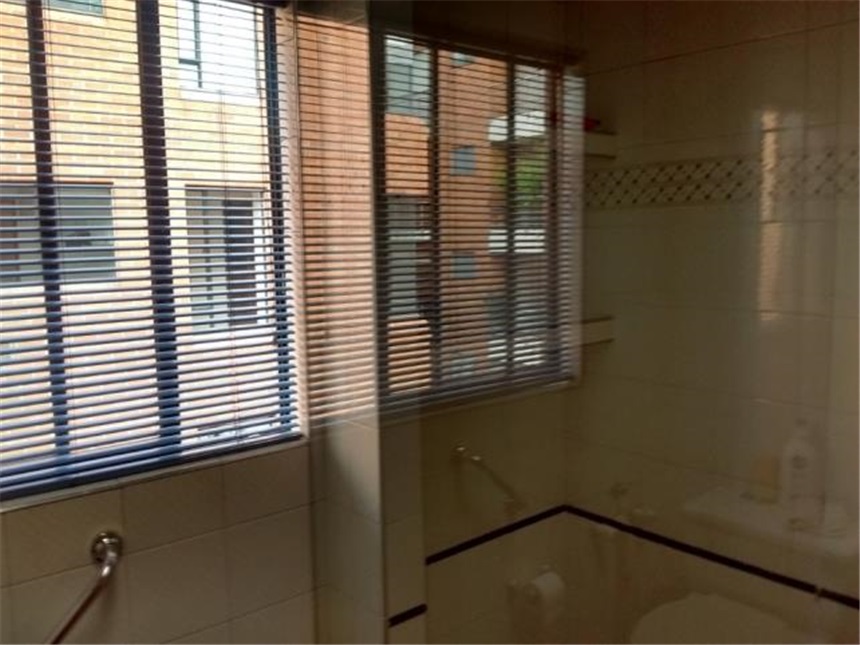 Apartamento de 3 alcobas en venta en Chicó Navarra, Bogotá, 229 m² · foto 6 de 21