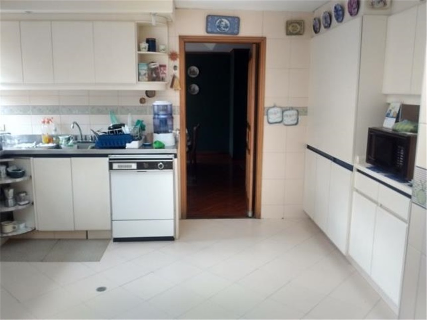 Apartamento de 3 alcobas en venta en Chicó Navarra, Bogotá, 229 m² · foto 12 de 21
