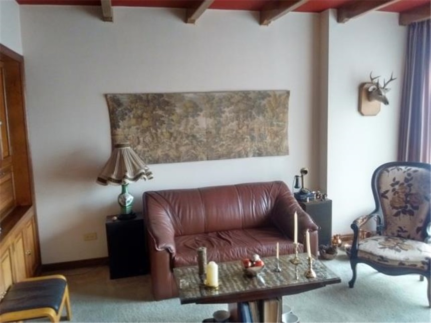 Apartamento de 3 alcobas en venta en Chicó Navarra, Bogotá, 229 m² · foto 3 de 21