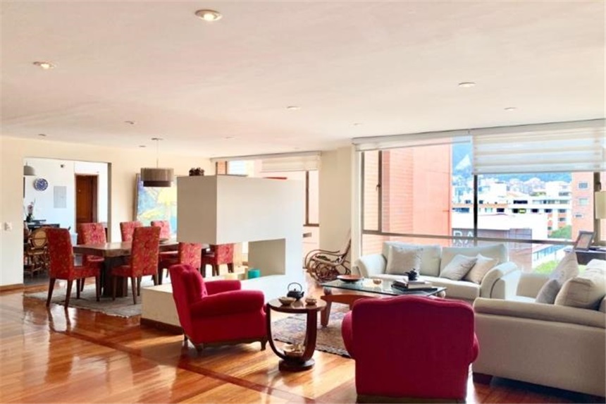 Piso – Bogotá, Santa Bárbara, Localidad Usaquén