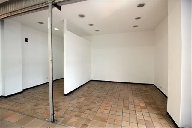 Local en arriendo en La Candelaria, Medellín, 20 m² · foto 10 de 11