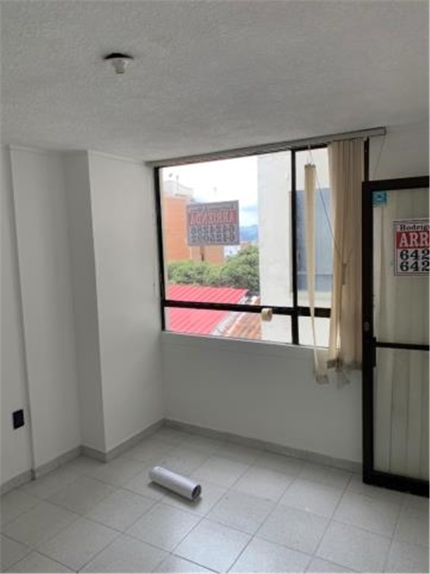 Oficina en Arriendo - Vista 3