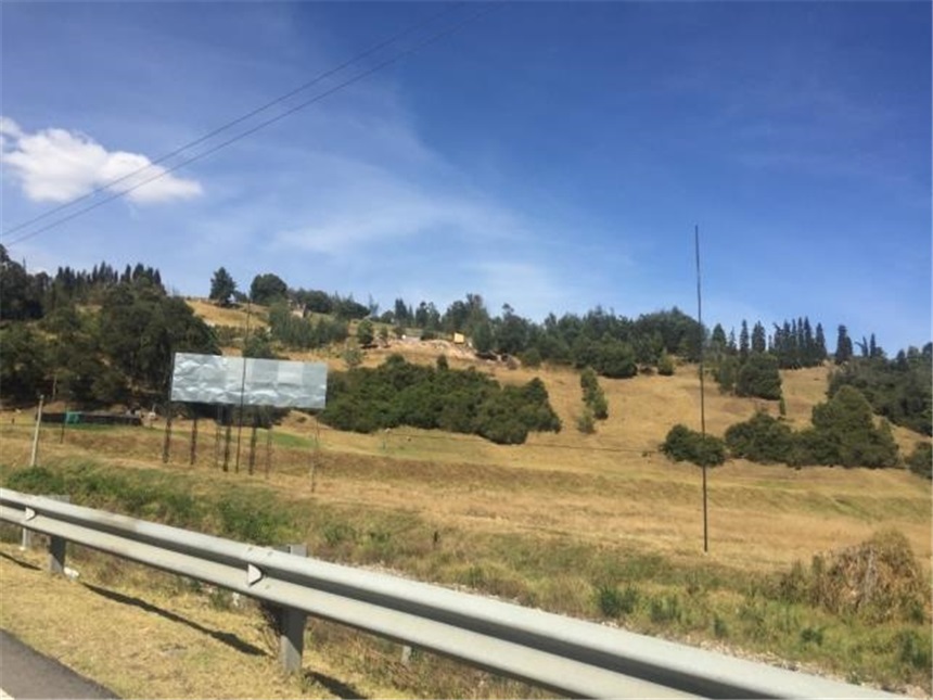 Lote en venta en Portachuelo, Zipaquirá, 2000 m² · foto 2 de 24