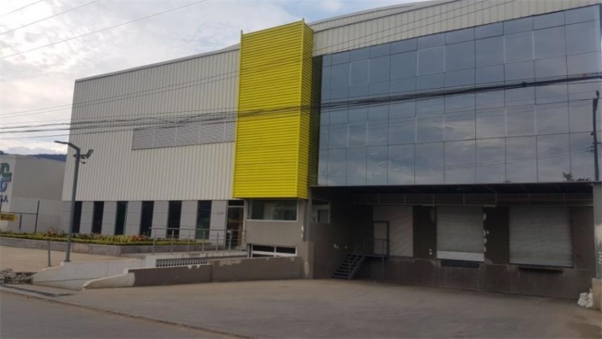 Bodega en venta en Arroyohondo, Yumbo, 4355 m² · foto 2 de 24