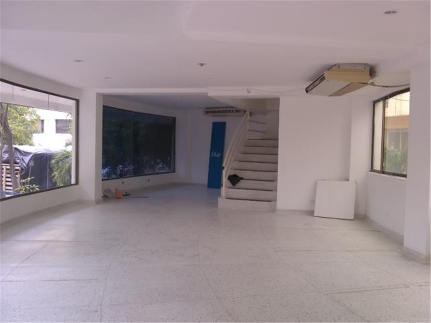 Edificio en Arriendo - Vista 2