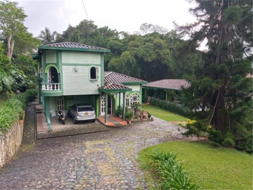 Casa Campestre en venta en Loma de las brujas, Envigado