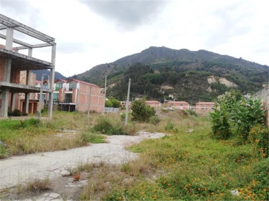 Lote en venta en Cota, 2700 m² · foto 4 de 7