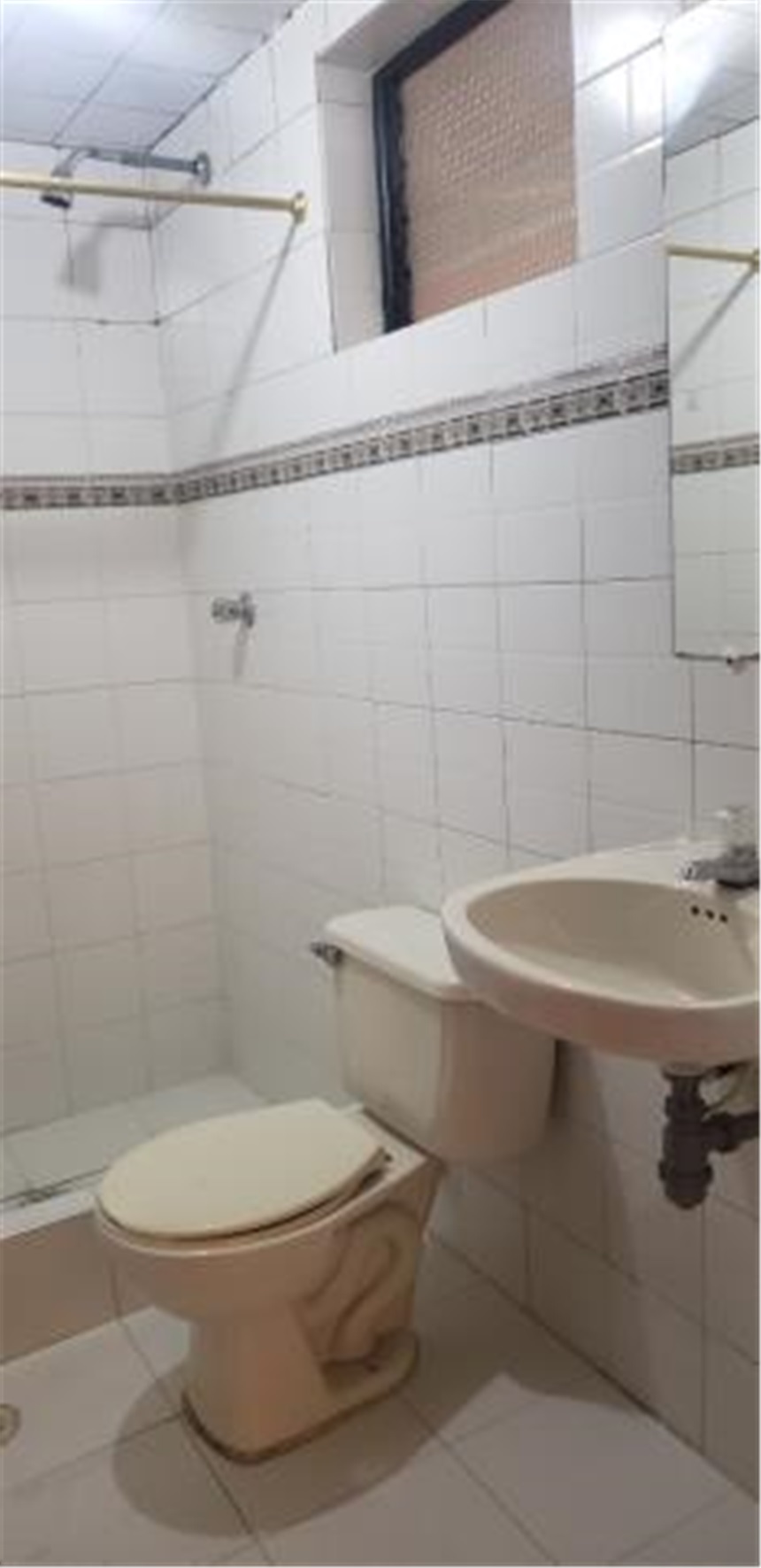 Casa en venta en La Riviera, Bogotá · foto 5 de 24