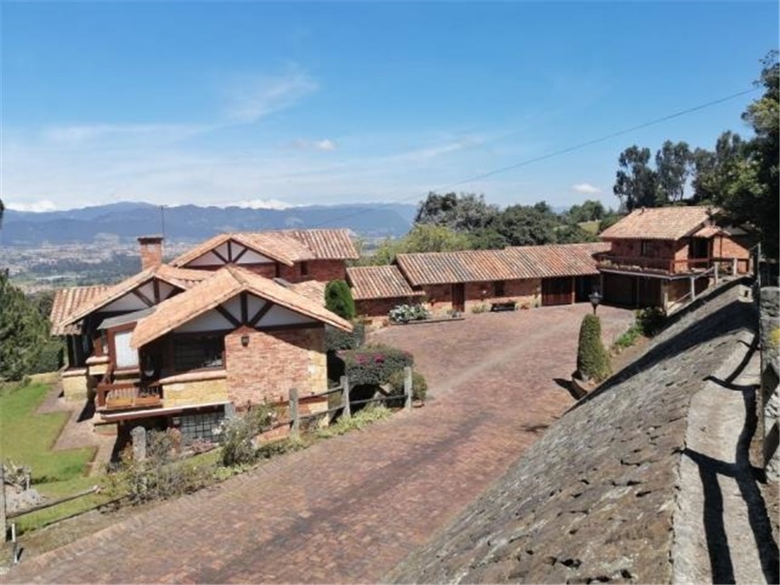Casa en venta en Altos De Yerbabuena, Chía · foto 7 de 24