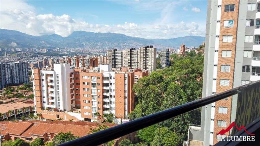 Apartamento en venta en Loma Del Esmeraldal, Envigado · foto 4 de 13