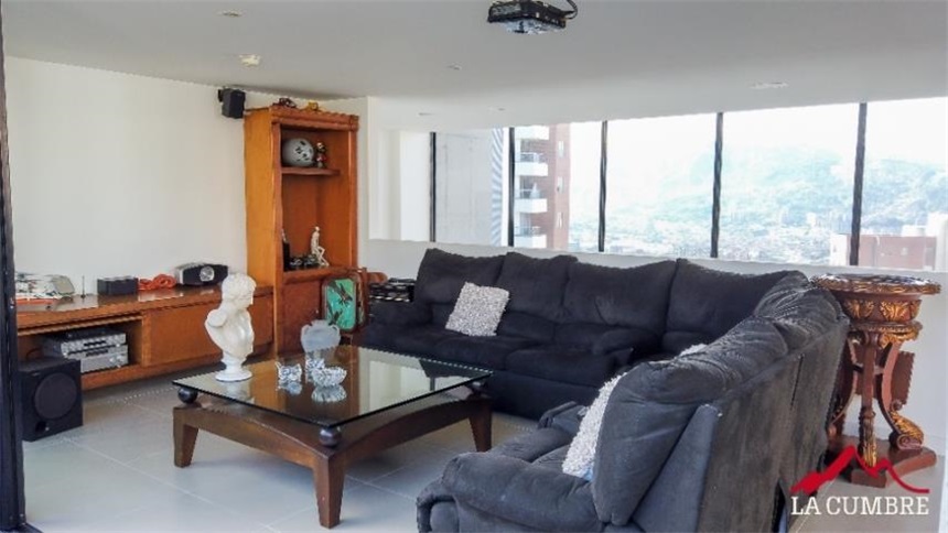 Apartamento en venta en Loma Del Esmeraldal, Envigado · foto 10 de 13