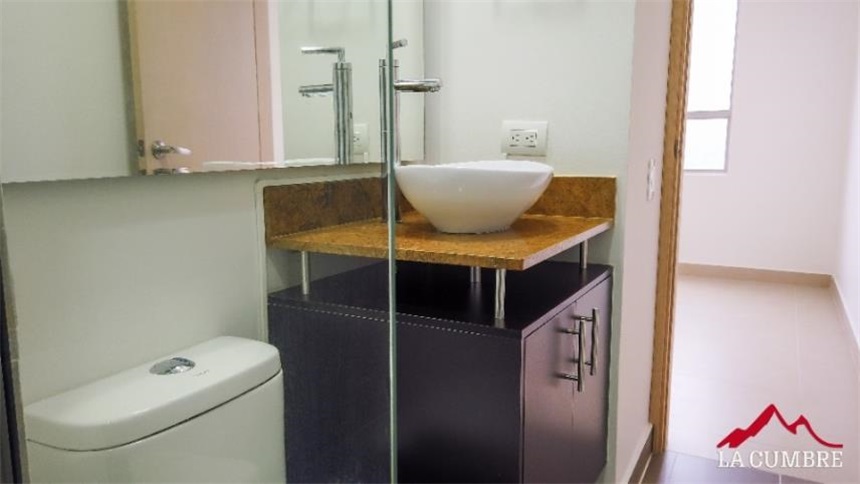 Apartamento de 3 alcobas en venta en Los Balsos, Medellín, 192 m² · foto 13 de 17