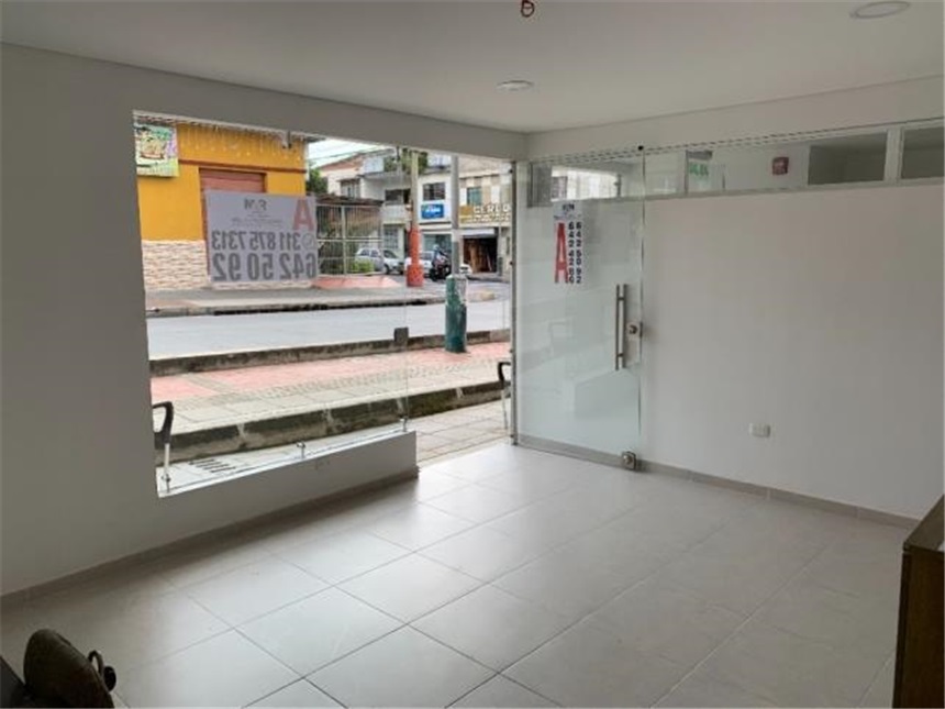 Local en Arriendo - Vista 3