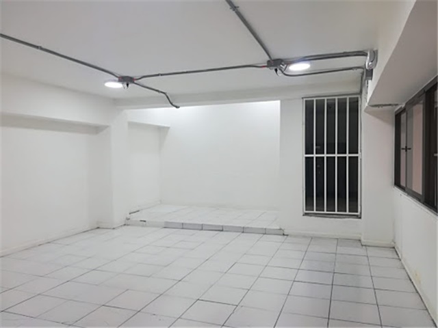 Local en Arriendo - Vista 4