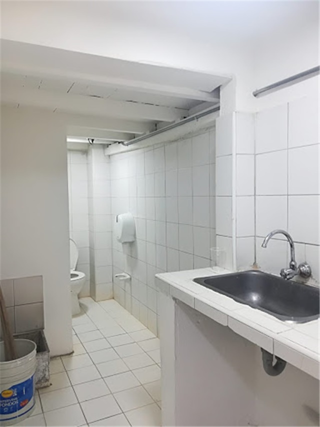 Local en Arriendo - Vista 5