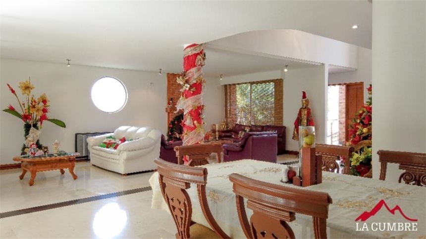 Casa de 4 alcobas en venta en Santa María De Los Ángeles, Medellín, 486 m² · foto 8 de 21