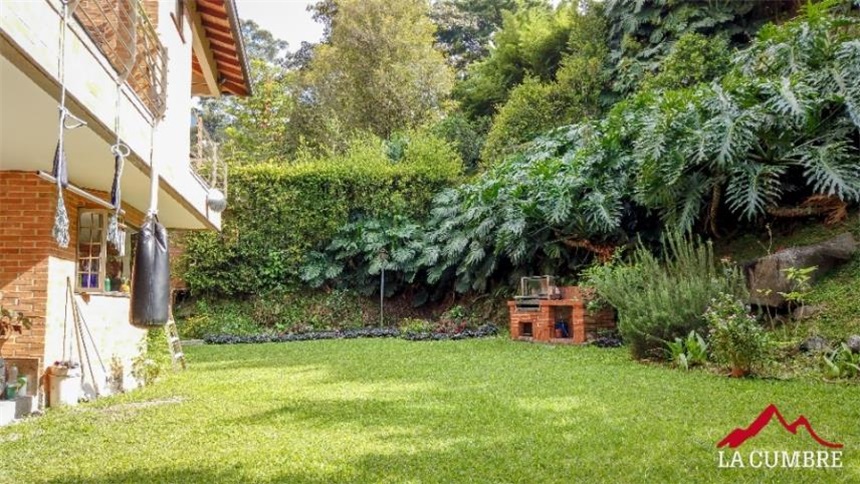 Casa en venta en El Poblado, Medellín 5