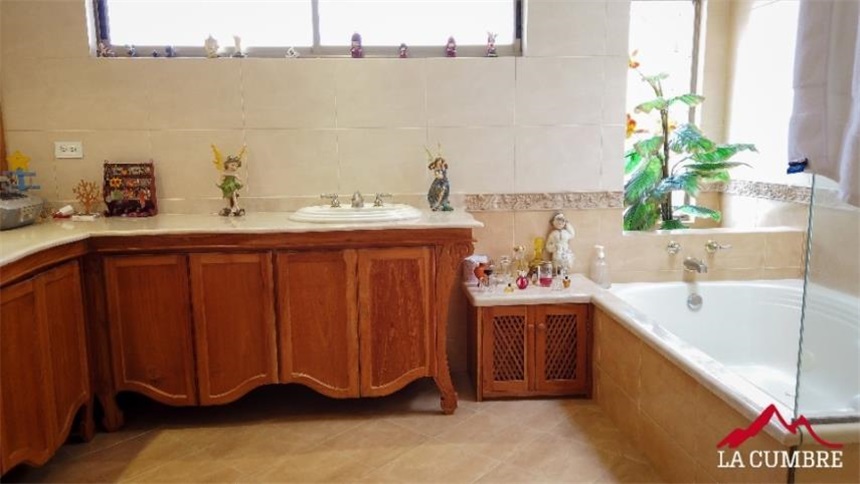 Casa de 4 alcobas en venta en Santa María De Los Ángeles, Medellín, 486 m² · foto 18 de 21