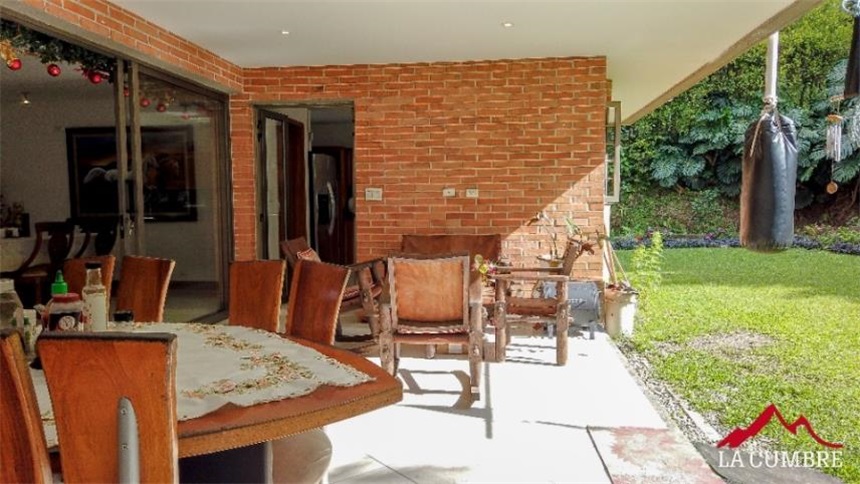 Casa en venta en El Poblado, Medellín 4
