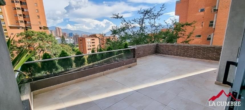 Apartamento de 3 alcobas en venta en Lalinde, Medellín, 145 m² · foto 13 de 18