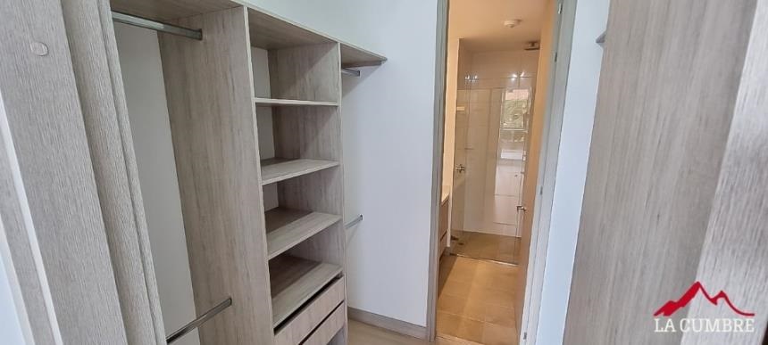 Apartamento de 3 alcobas en venta en Lalinde, Medellín, 145 m² · foto 16 de 18