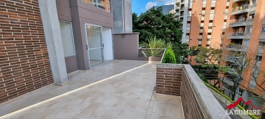 Apartamento de 3 alcobas en venta en Lalinde, Medellín, 145 m² · foto 14 de 18