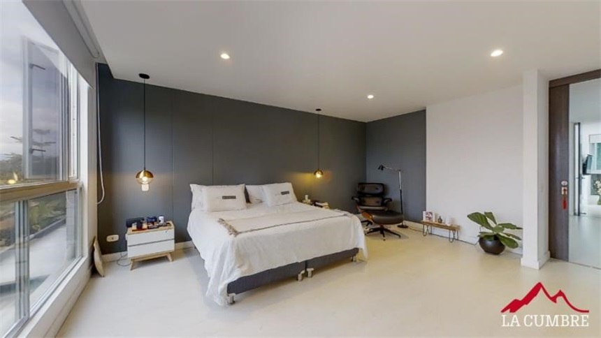 Casa de 4 alcobas en venta en Loma El Atravesado, Envigado, 213 m² · foto 16 de 24
